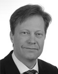 Dr. Robert  Seegmüller