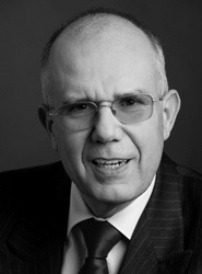 Dr. Joachim  Ramm, M.C.L.