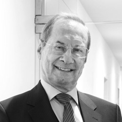 Dr. Jürgen  Pelka