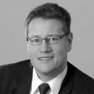 Dr. Rolf  Leithaus