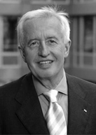 Prof. Dr. Dr. h.c. mult. Péter  Horváth