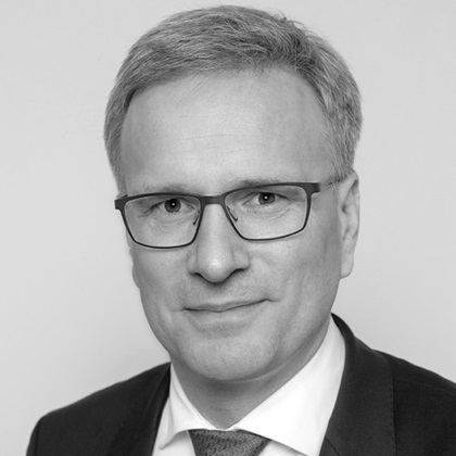 Dr. Torsten  Lörcher