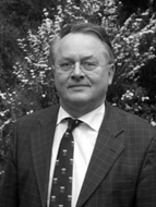 Prof. Dr. Reinhard  Vossen