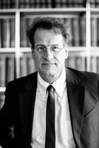 Dr. iur. Roland  Wiester