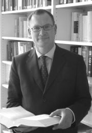 Prof. Dr. Michael  Kort