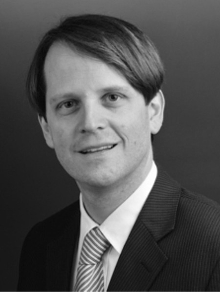 Prof. Dr. Sebastian  Roloff