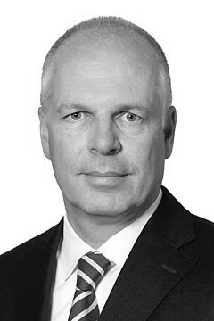 Dr. Thomas  Jansen