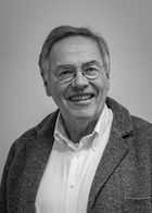Prof. Dr. Reinhold  Schlothauer
