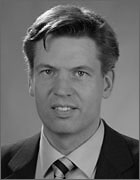 Dr. Timo  Holzborn