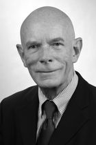 Prof. Dr. Dr. h.c. Michael  Frotscher