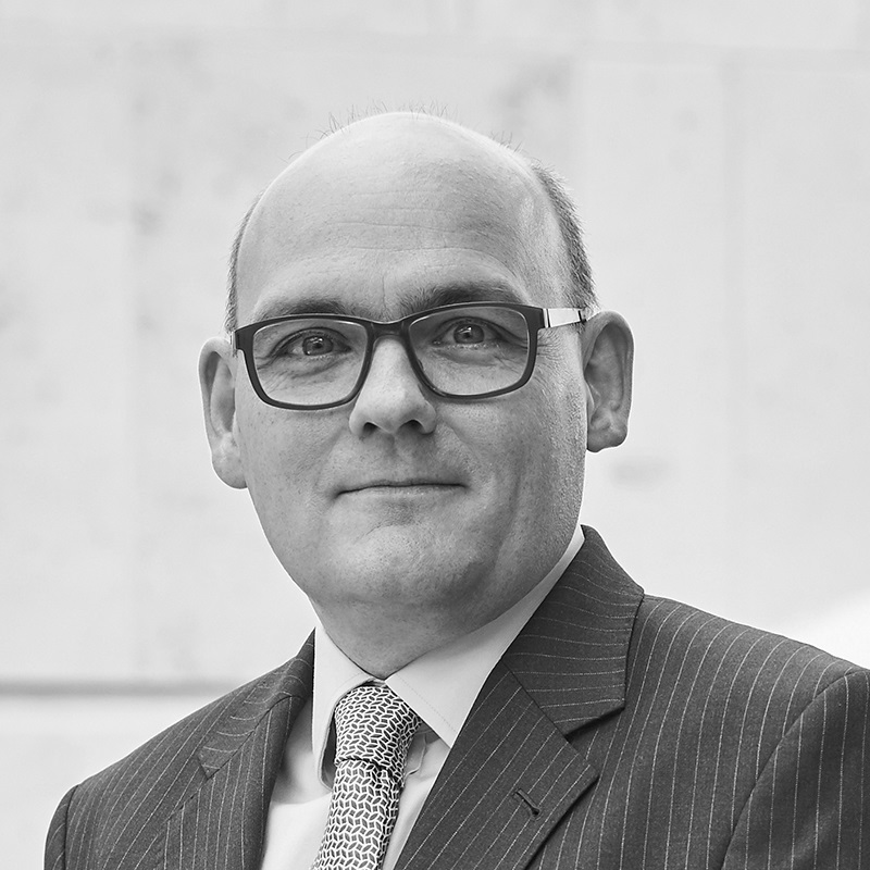 Dr. Holger  Dietrich