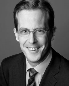 Dr. Jens  Tiedemann