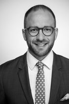 Dr. Marcel Straub