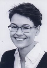 Caroline  Thongsan