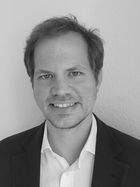 Dr. Christian Herles