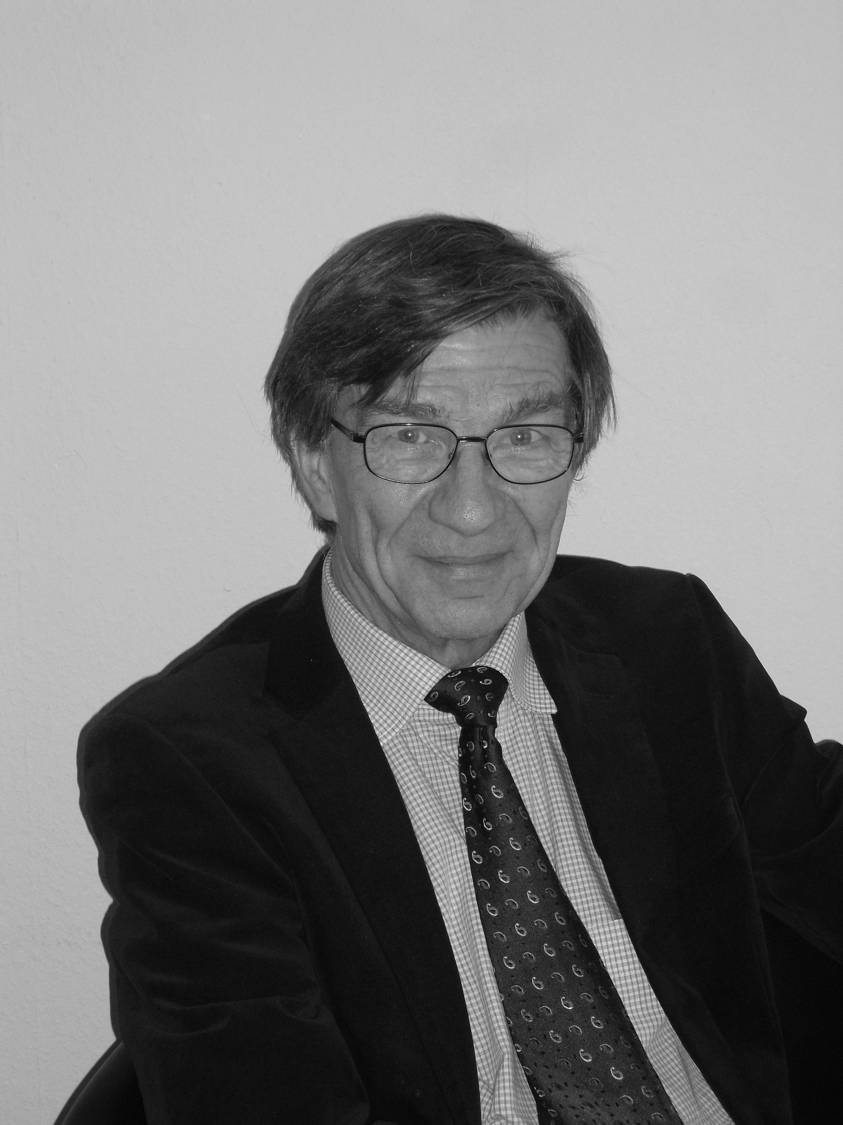 Prof. Dr. Peter  Mrozynski