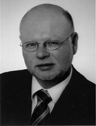 Prof. Dr. Torsten  Schöne