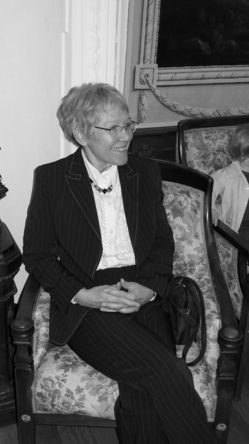 Prof. Dr. Helga  Oberloskamp