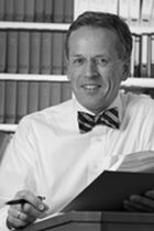 Prof. Dr. Winfried  Born